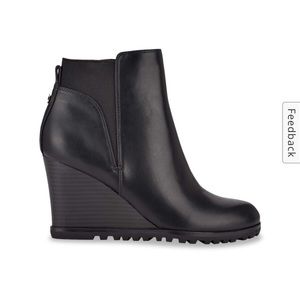 Unisa Wedge Booties